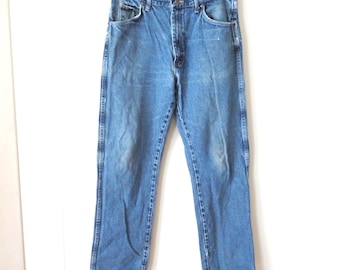 Wrangler jeans - vintage distressed - men's 36 x 31