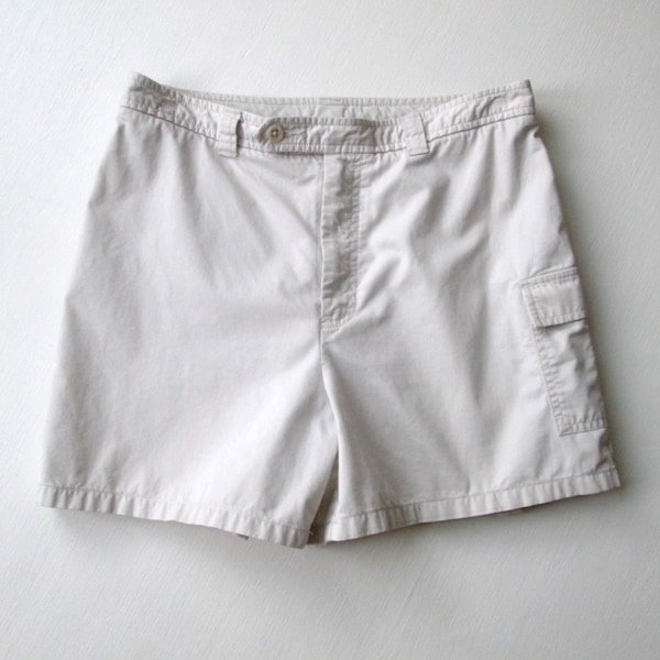 Banana Republic beige field shorts with cargo pocket, highwaisted shorts, vintage 90s, women small