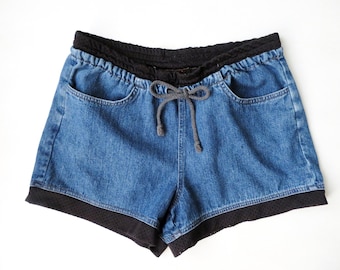 denim shorts with drawstring & pockets, blue jean field shorts, vintage 90s, women small