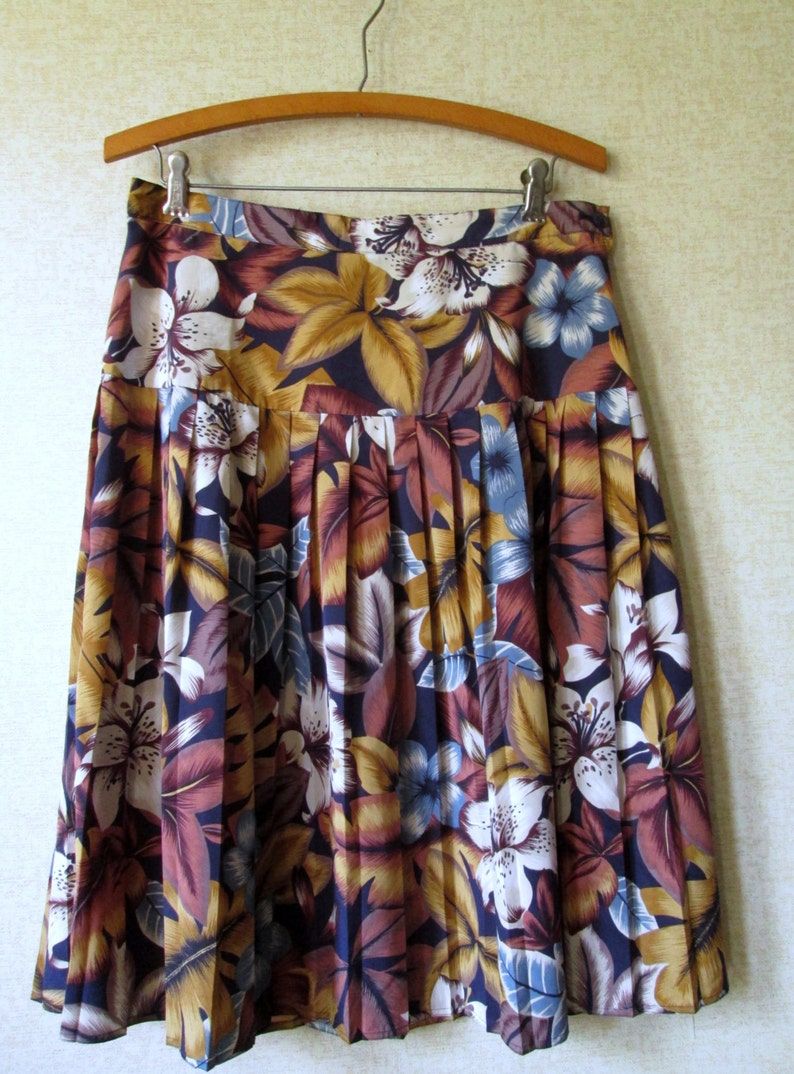 tropical print floral skirt, vintage clothing 90s navy blue brown gold, women small medium image 3