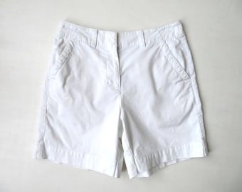 White Shorts with Pockets, Vintage 90s Talbots, mid-rise waist 27.5"