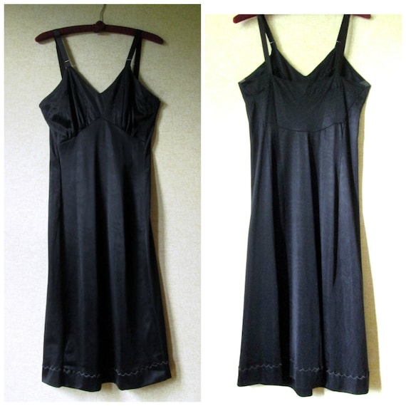 black slip, XS, vintage 50s 60s nylon full slip, … - image 2