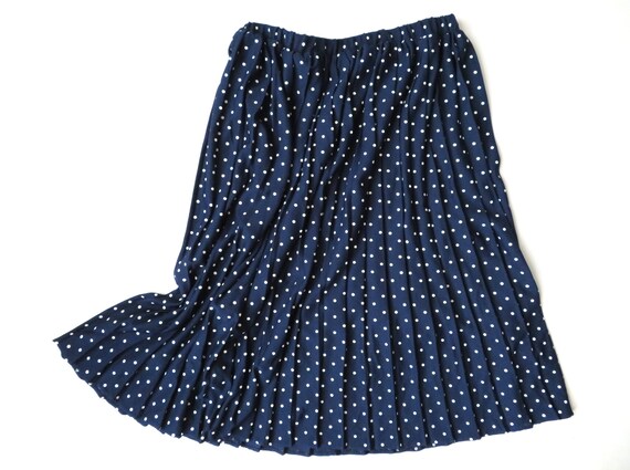 navy blue skirt with white polka dots