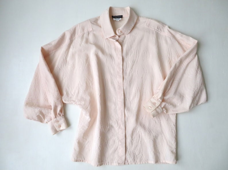 Beige Pockets Collarless Dolman Sleeve Casual Cardigan Sweater Beige Pockets Collarless Dolman Sleeve Casual Cardigan Sweater
