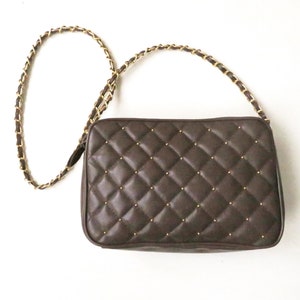 Bolso bandolera de piel acolchada, bolso marrón con correa larga, correa de cadena dorada, vintage años 80 y 90, bolsos clásicos,