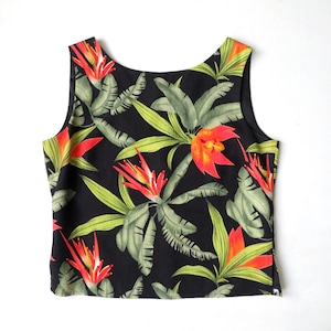 vintage 90s silk tank top, cropped sleeveless blouse with tropical print and keyhole back button, women small