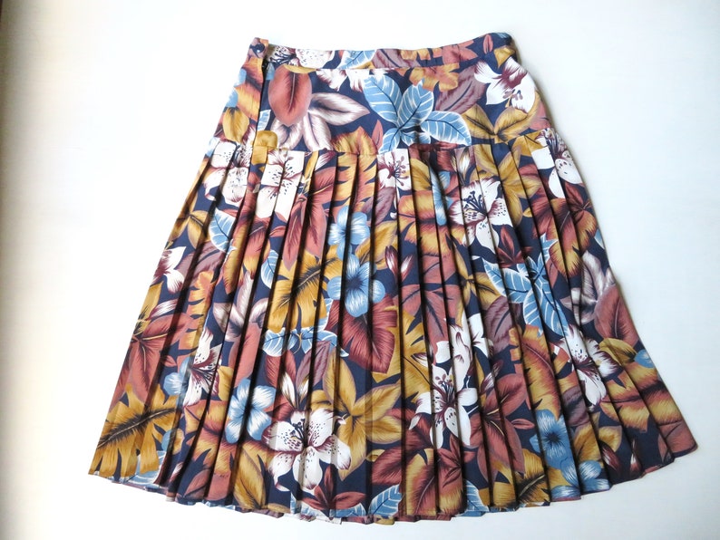 tropical print floral skirt, vintage clothing 90s navy blue brown gold, women small medium image 6