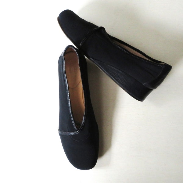 black wedge pumps, crossover kimono style, fabric and leather slip on shoes, Rangoni made in Italy, vintage 90s shoes, women 6.5 M