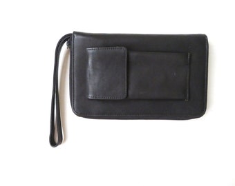 wristlet clutch purse, vintage 90s black leather organizer bag with wrist strap, classic minimalist purse, Mundi
