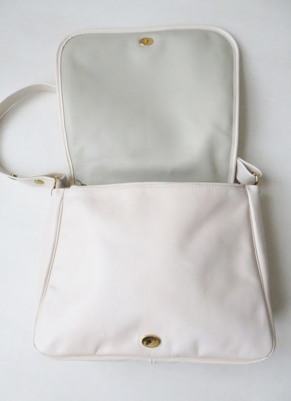 70s 80s shoulder bag, faux leather boho bag with … - image 4