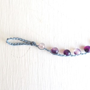 Amethyst Bracelet with Vintage Button - 7 inches long - Lavender image 7
