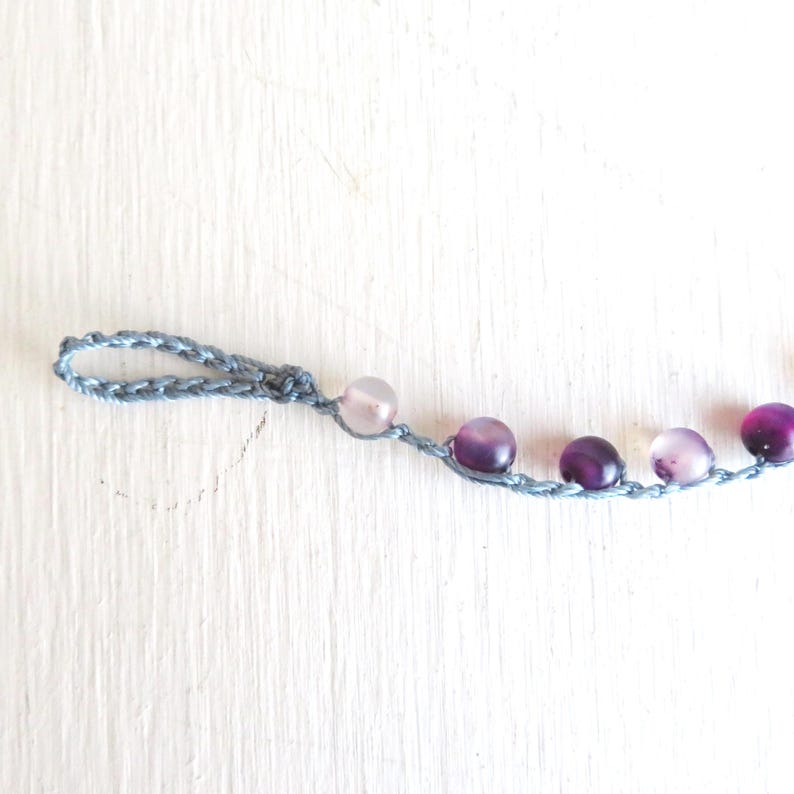 Amethyst Bracelet with Vintage Button - 7 inches long - Lavender image 7