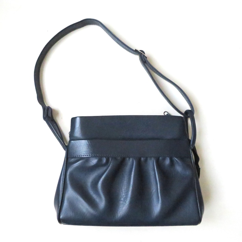 Vintage 70's navy blue shoulder bag with long adjustable strap & 4 sections - vinyl faux leather.