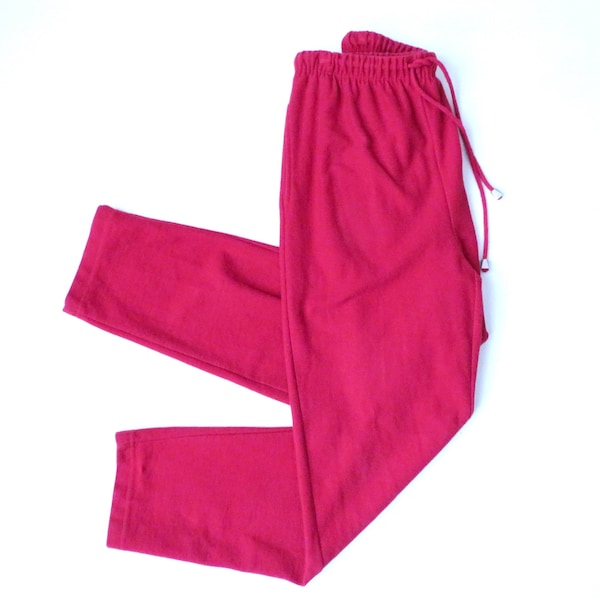 red sweatpants, baggy loose sweats, elastic waist pants with pockets, Liz Claiborne, vintage 90s, women small