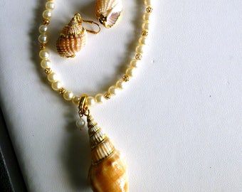 Golden summer shell necklace & earring set, magnetic clasp, "Summer Memories", wife girlfriend gift, anniversary gift, shell jewelry set