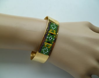 Bead weave green on gold cuff bracelet, adjustable bracelet, statement bracelet, gift for her, birthday/anniversary gift, gift for mom