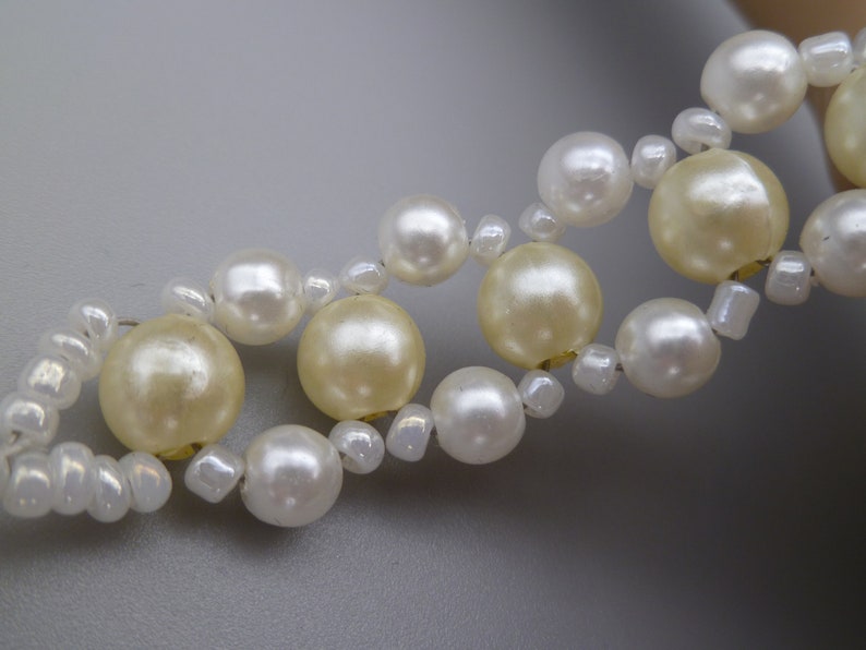 Right Angle Weave RAW Bead Bracelet in Cream and White Glass - Etsy