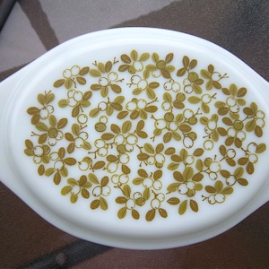 Vintage Pyrex Spring Blossom Verde Olive Divided Serving Dish