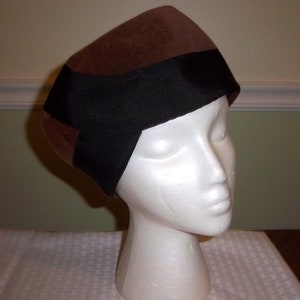 Unique Vintage Leslie James Ellis Stone French Room Ladies Hat Velour Body