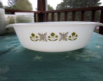 vintage Fire King Meadow Green Anchor Hocking Oval Shaped Casserole Dish Milk Glass 1.5 Quart