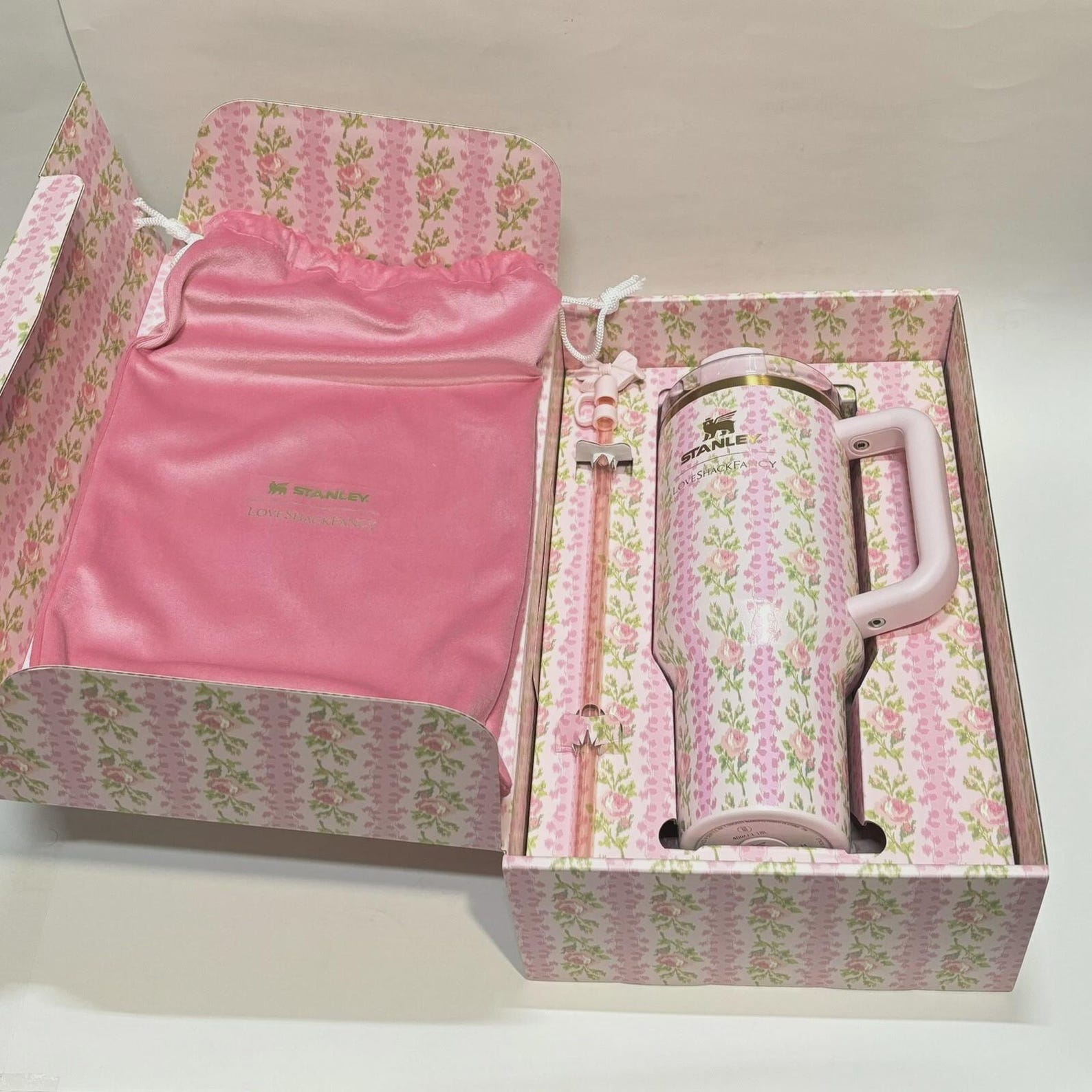 Stanley X LoveShackFancy FlowState Quencher 40oz Tumbler | Blooming Heirloom | Limited Edition NEW