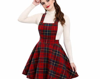 Damklänning med specialdesignad tartan | Skotsk höglandsrutig dungareeklänning | Tartaner från 50+ klaner | Keltisk cottagecore-outfit