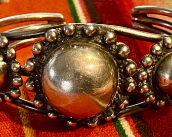 Vintage Fred Harvey Era Navajo Sterling Ball Design Cuff Bracelet