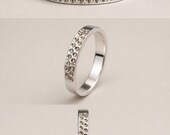 Minimalist Crater Surface Tactile Fidget Ring — photo 3