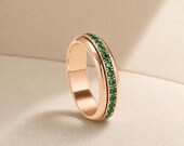 Emerald Spinner Ring — photo 4