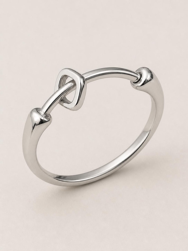 Lozenge Slider Wiggle Fidget Ring for Women