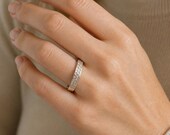 Minimalist Crater Surface Tactile Fidget Ring — photo 5