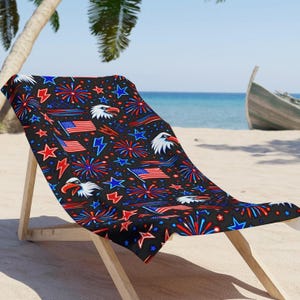 Serviette de plage drapeau américain Eagle Fireworks | Serviette patriotique | Serviette 4 juillet | Serviette de plage américaine | Serviette d'été
