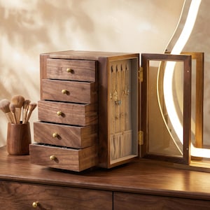 Regalos de boda para ella, regalo personalizado, joyero giratorio personalizado, organizador de madera maciza con doble puerta, almacenamiento para múltiples joyas.