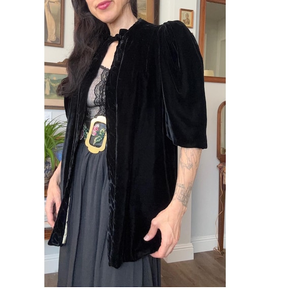 Vintage 30s 40s Black Silk Velvet Evening Jacket … - image 2