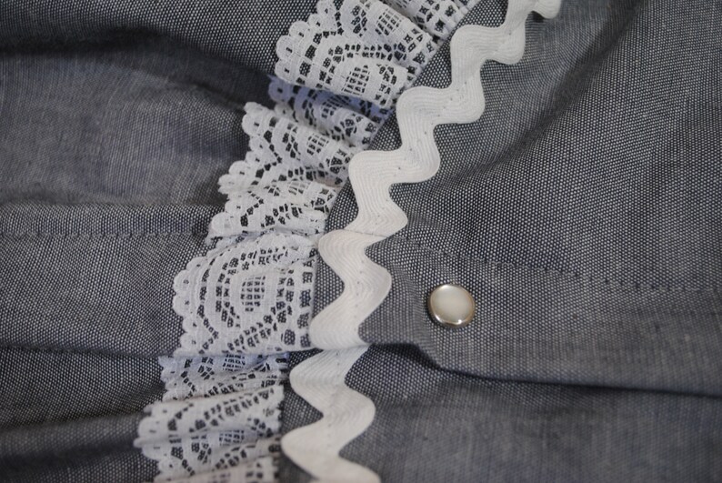 Rockmont Ranchwear cowgirl skirt full circle country western rockabilly swing skirt eyelet lace pearl button detail NWT