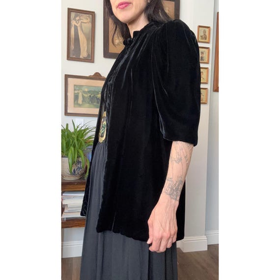 Vintage 30s 40s Black Silk Velvet Evening Jacket … - image 4