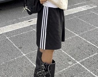 00er Jahre Adidas Baggy Shorts mit niedriger Taille