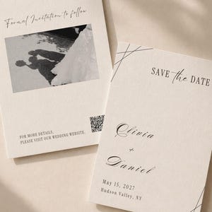 Puede incluir: Dos tarjetas de invitación de boda color crema. Una tarjeta dice "Formal Invitation to follow" con una foto en blanco y negro. La otra dice "Save the Date" con nombres, fecha y lugar. Diseño minimalista.