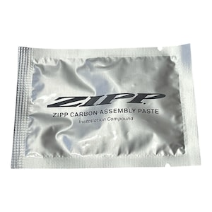 Sachet unidose de pâte d'assemblage Zipp Carbon pour composants en fibre de carbone.