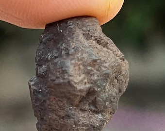 非常に珍しい天然隕石 >> 希少発見 HRG055 - Etsy 日本