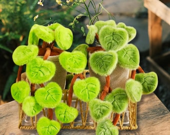 Home Decor Gifts| Stuffed Plant 18 CM Simulated Pothos| Best Gift Ideas.