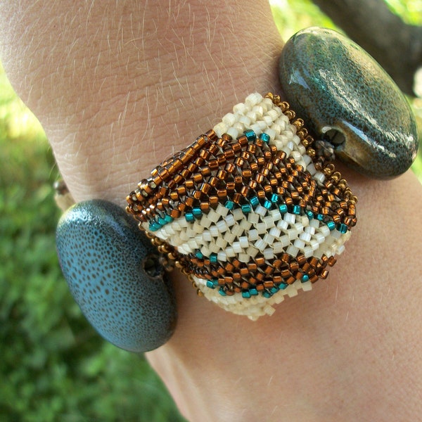 Bead Woven Animal Print Bracelet in Blue & Brown with Toggle