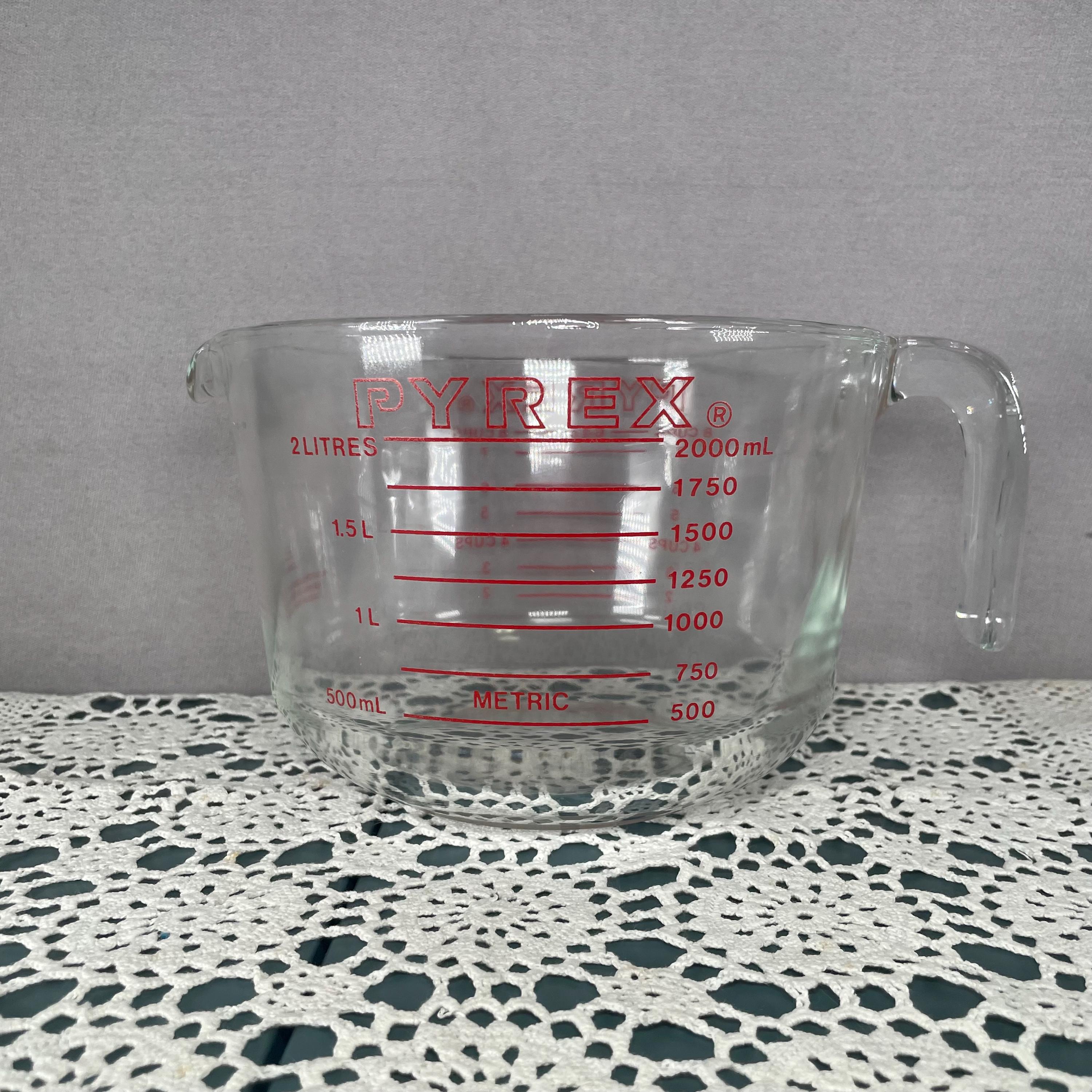 Vintage pyrex measuring cup - Etsy 日本