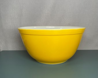 Ciotola Pyrex #402 gialla da 1,5 litri, colori primari, ciotola impilabile in vetro opalino vintage