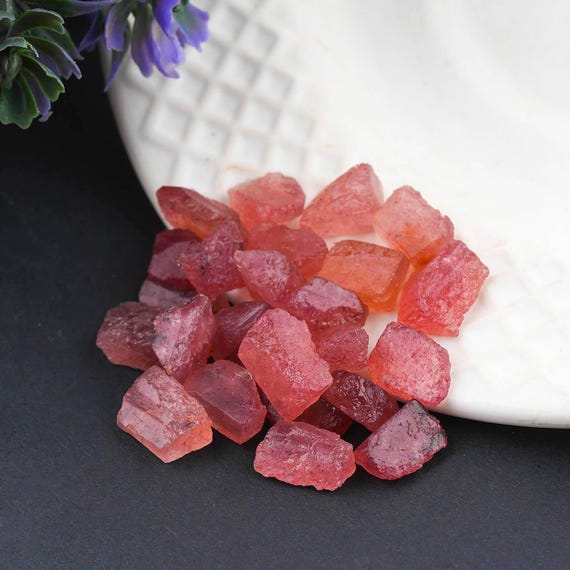AAA Grade Raw Natural Strawberry Quartz Rough Gemstone 10-12 MM 25 Pieces