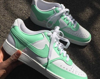 nike mint shoes