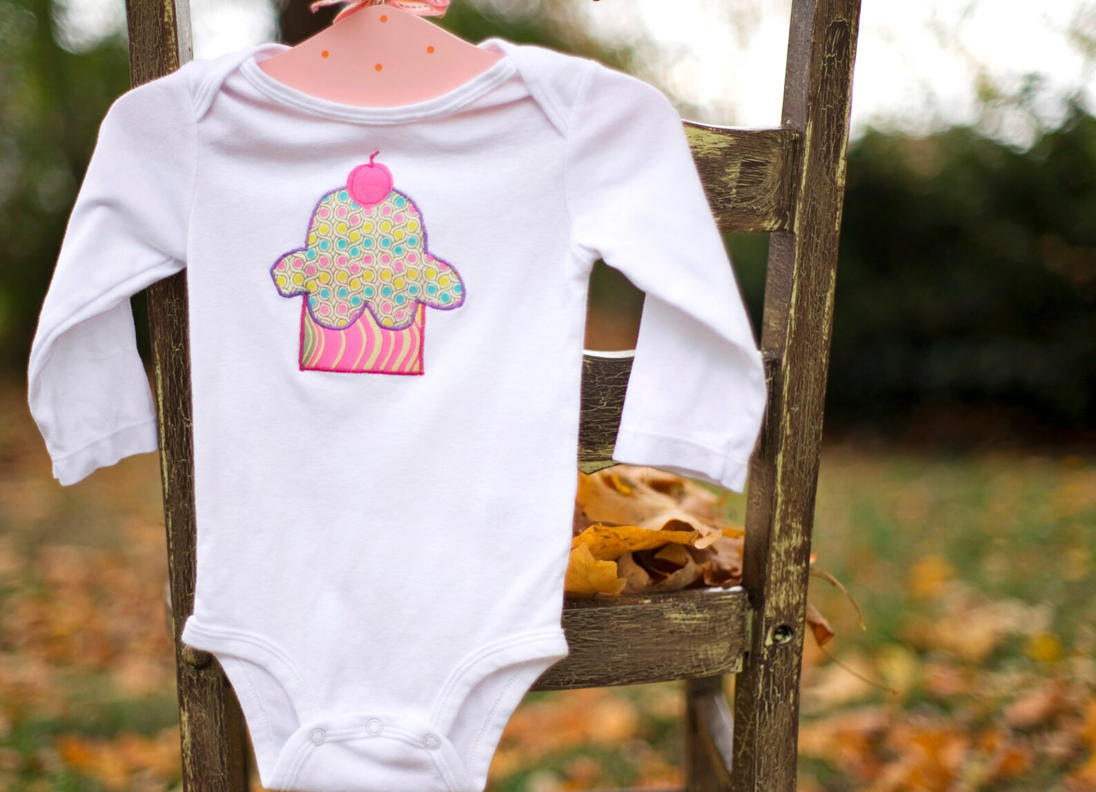 Cupcake Onesie - Etsy