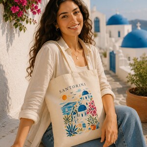 Travel tote bag Santorini scenery artwork