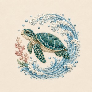 Peut inclure: Une broderie représentant une tortue de mer à la carapace bleu sarcelle et crème nageant à travers une vague bleue circulaire. Le motif comprend des accents d'écume blanche, des bulles éparpillées et une branche de corail rose sur la gauche.