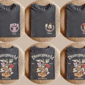 Op de afbeelding: Een witte keramische mok met een zwart handvat en de tekst "But First, Coffee" in een handschriftstijl. De mok is waarschijnlijk 325 ml groot, perfect voor een ochtenddrankje.